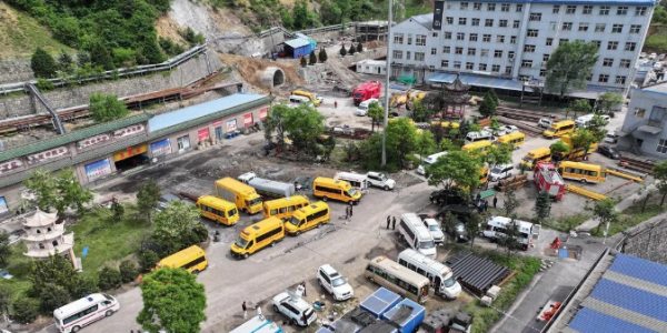 中国17年来最严重矿难至少82人遇难 地方当局被疑谎报瞒报