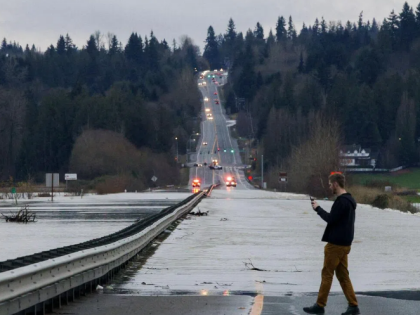 华盛顿州遭遇严重洪灾 特朗普宣布联邦紧急状态
