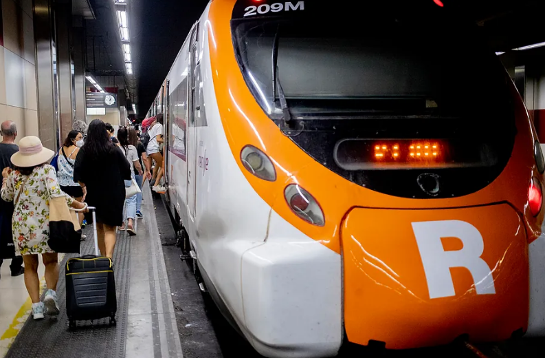 巴塞罗那铁路突发事故 一人触电不幸身亡